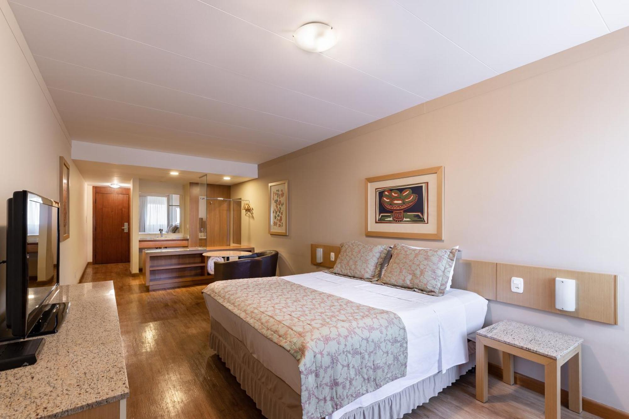 Hotel Crystal Londrina Buitenkant foto