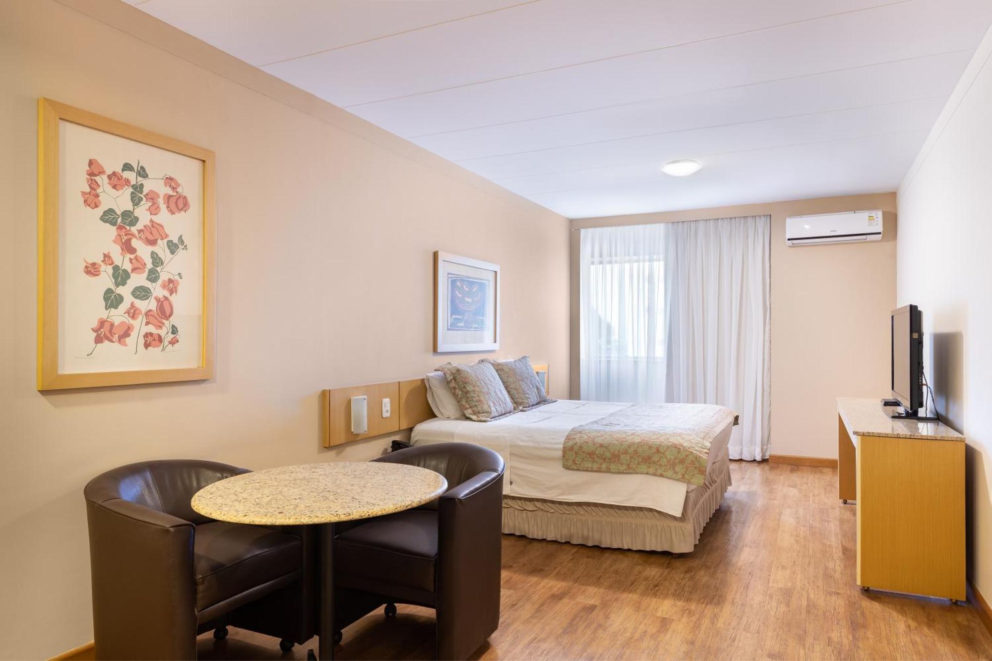 Hotel Crystal Londrina Buitenkant foto